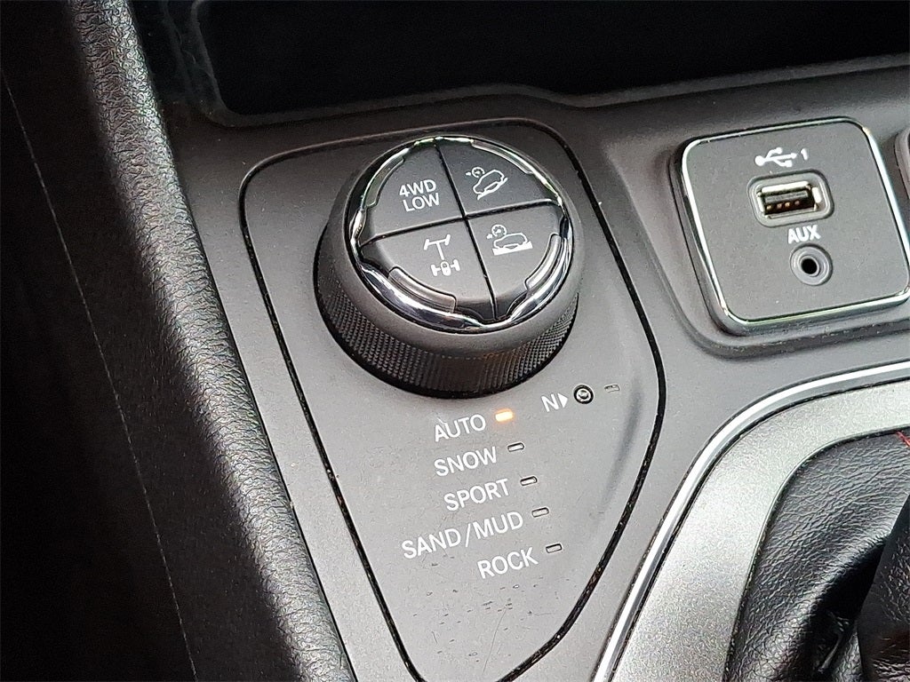 2020 Jeep Cherokee Trailhawk