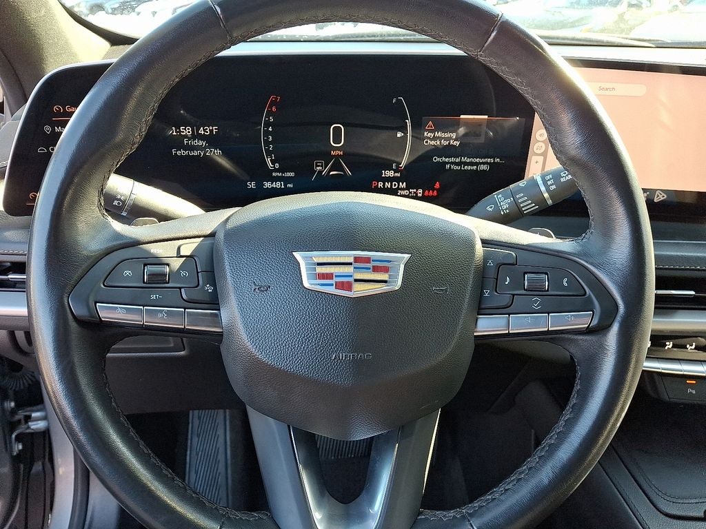 2024 Cadillac XT4 Premium Luxury