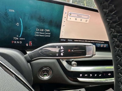 2024 Cadillac LYRIQ Sport
