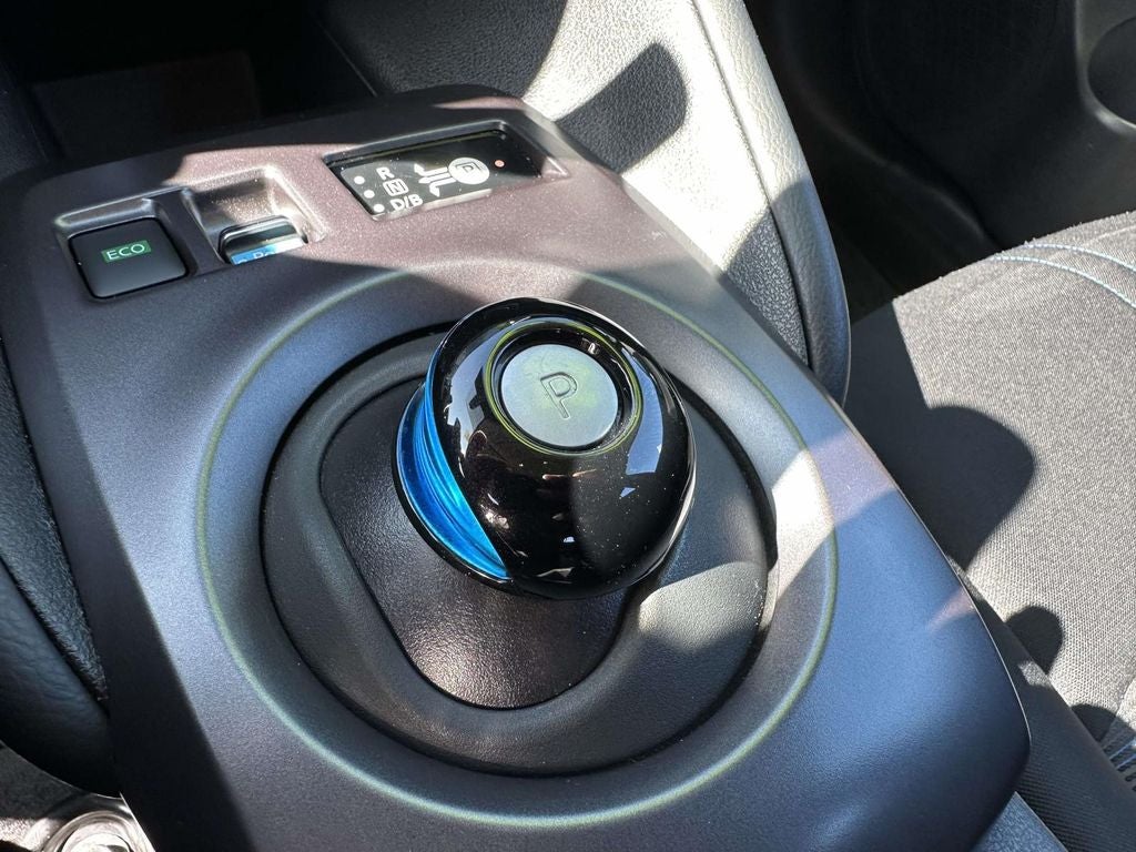 2023 Nissan Leaf S