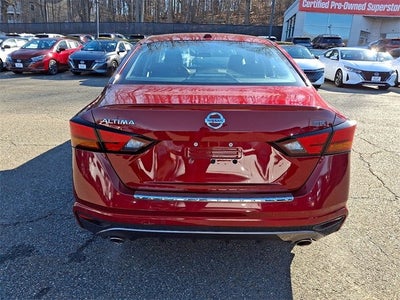 2021 Nissan Altima 2.5 SR