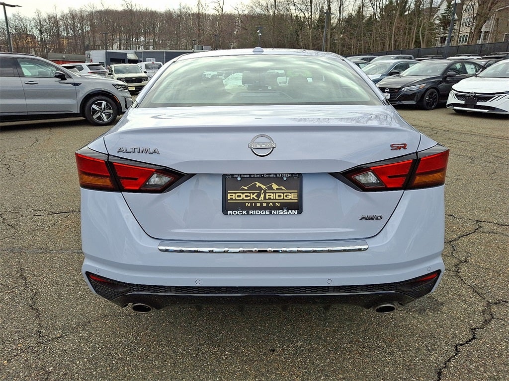 2023 Nissan Altima 2.5 SR