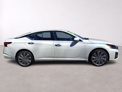 2024 Nissan Altima 2.5 SL