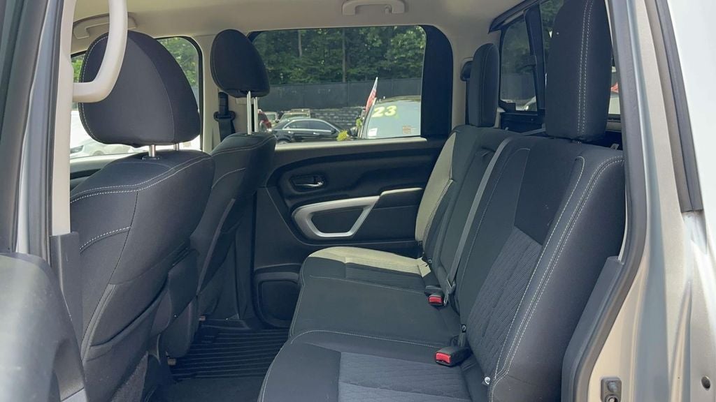 2019 Nissan Titan SV