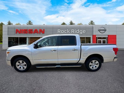 2019 Nissan Titan SV
