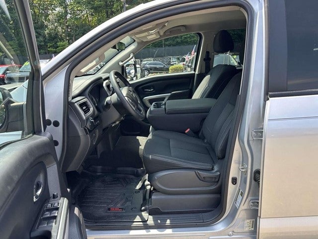 2019 Nissan Titan SV