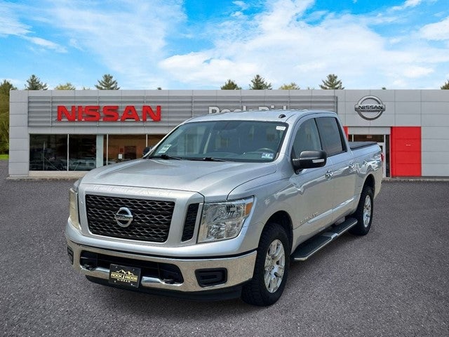 2019 Nissan Titan SV