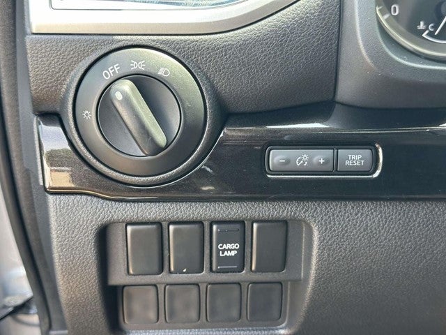 2019 Nissan Titan SV