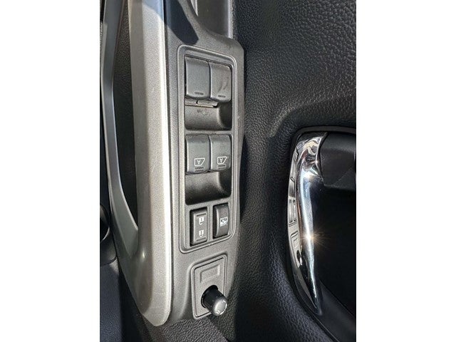 2019 Nissan Titan SV