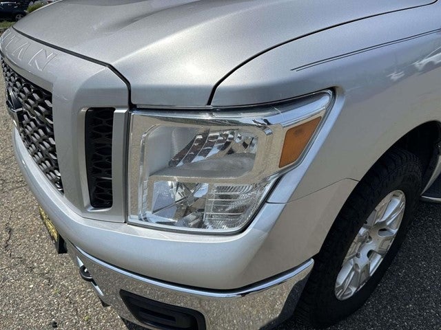 2019 Nissan Titan SV
