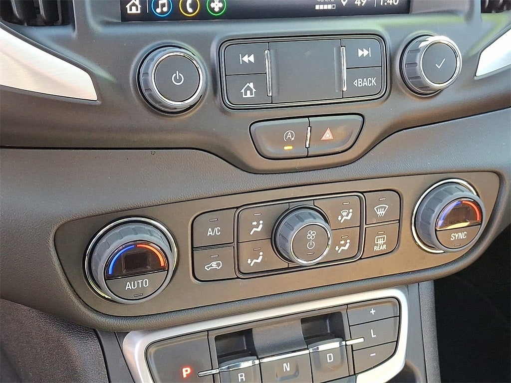 2023 GMC Terrain SLT