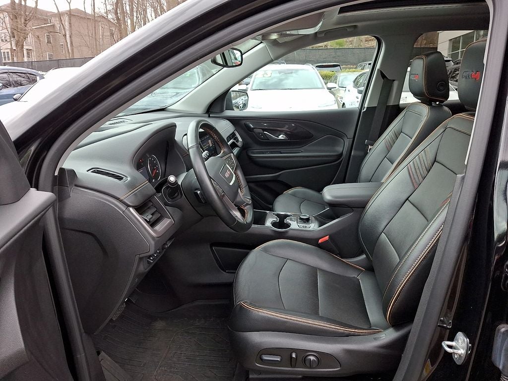 2023 GMC Terrain AT4