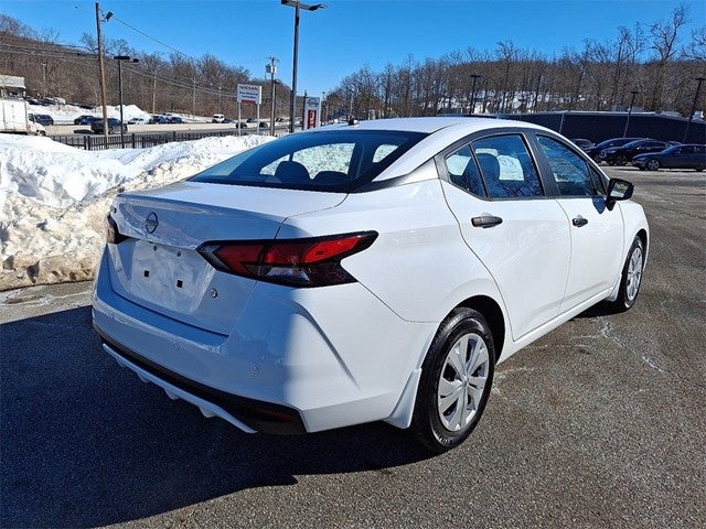 2024 Nissan Versa 1.6 S