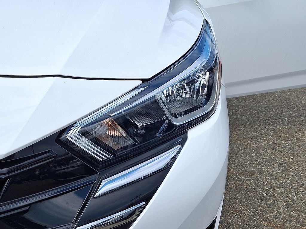 2023 Nissan Versa 1.6 S