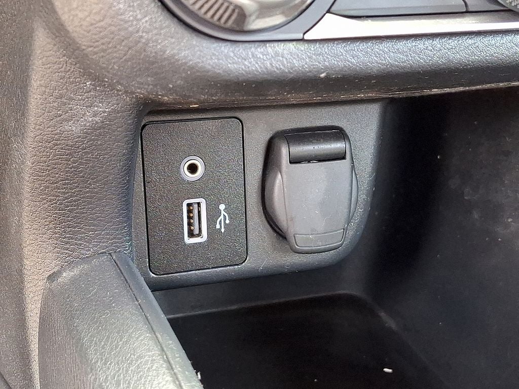 2023 Nissan Versa 1.6 S