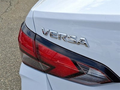 2023 Nissan Versa 1.6 S