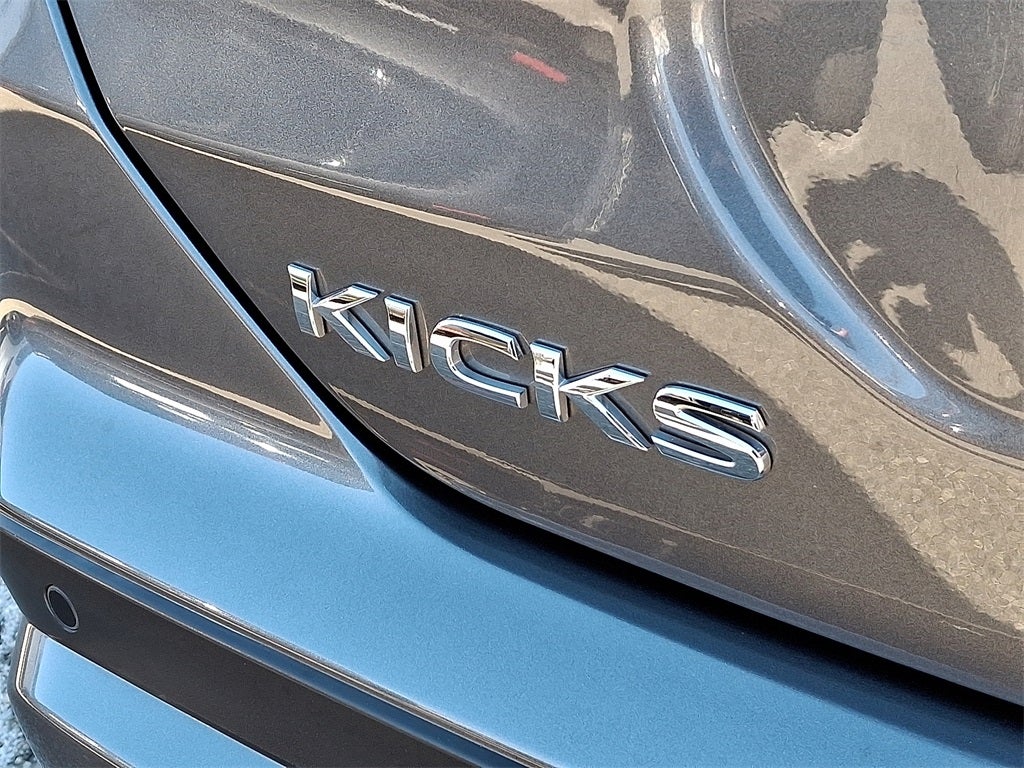 2024 Nissan Kicks S