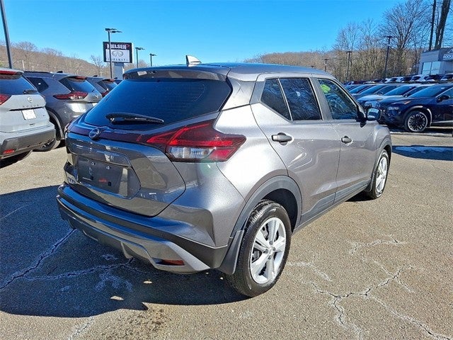 2024 Nissan Kicks S