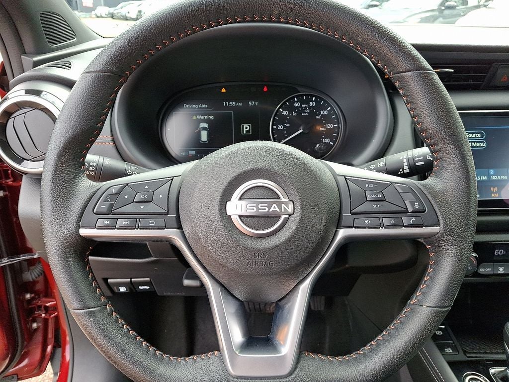 2023 Nissan Kicks SR