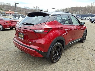 2023 Nissan Kicks SR