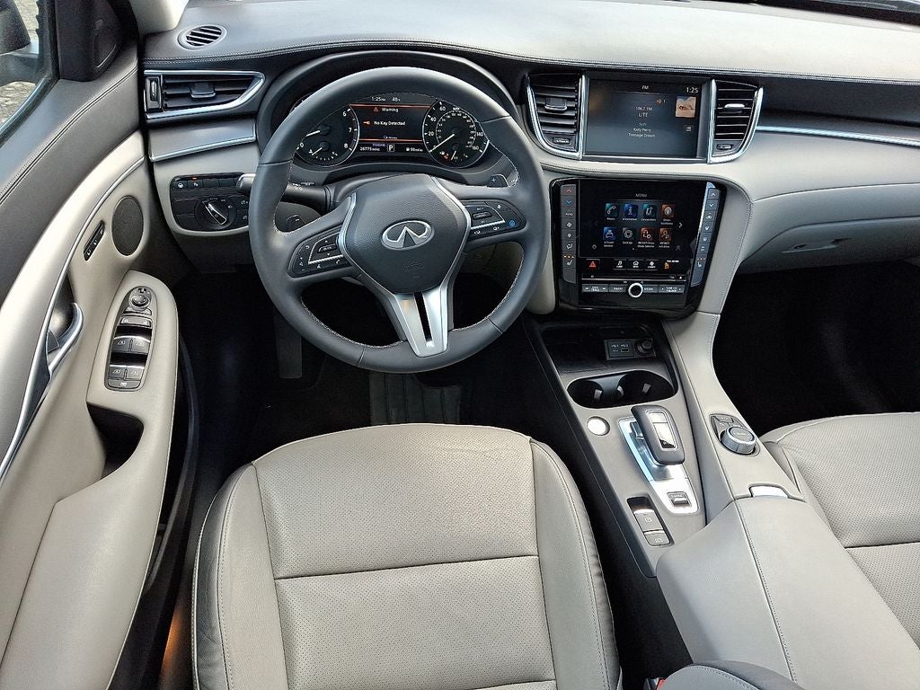 2023 INFINITI QX50 LUXE AWD