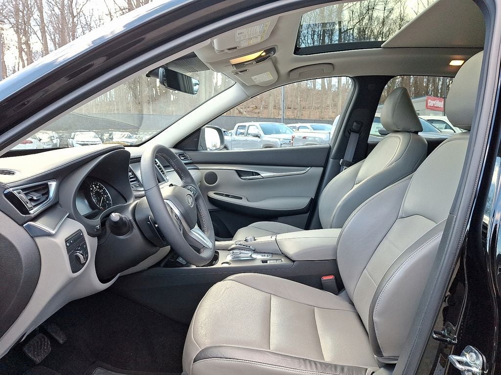 2023 INFINITI QX50 LUXE AWD