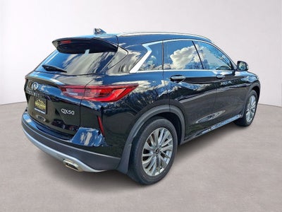 2023 INFINITI QX50 LUXE AWD