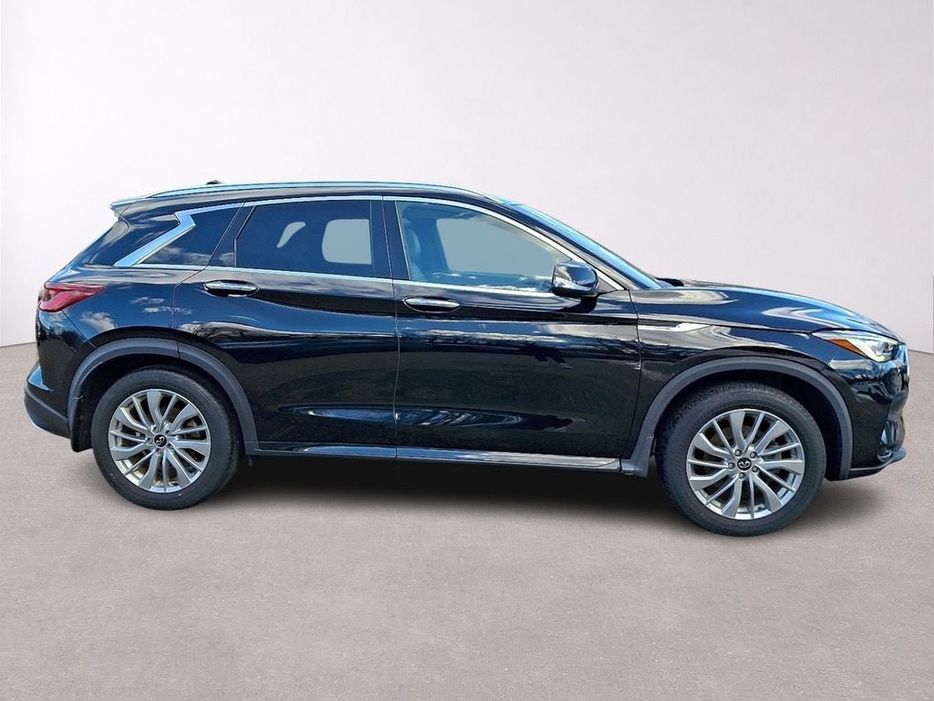 2023 INFINITI QX50 LUXE AWD