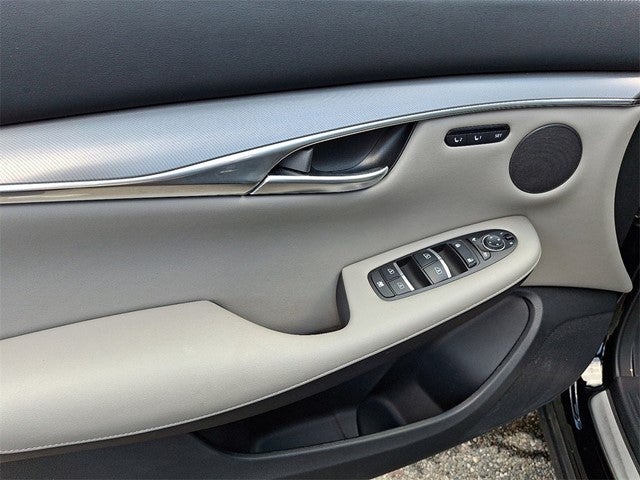 2023 INFINITI QX50 LUXE AWD