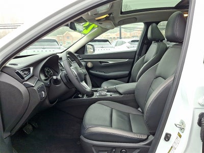 2023 INFINITI QX50 LUXE