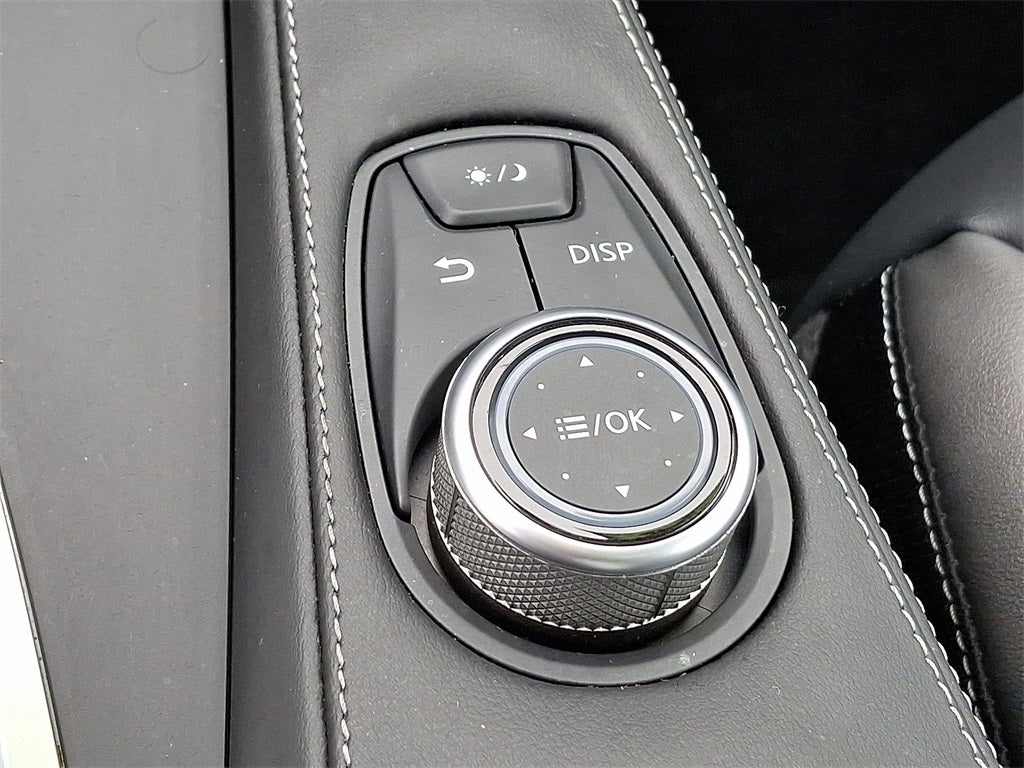 2023 INFINITI QX50 LUXE