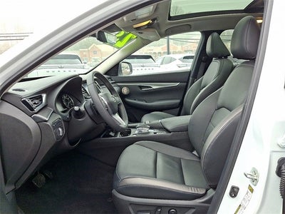 2023 INFINITI QX50 LUXE AWD