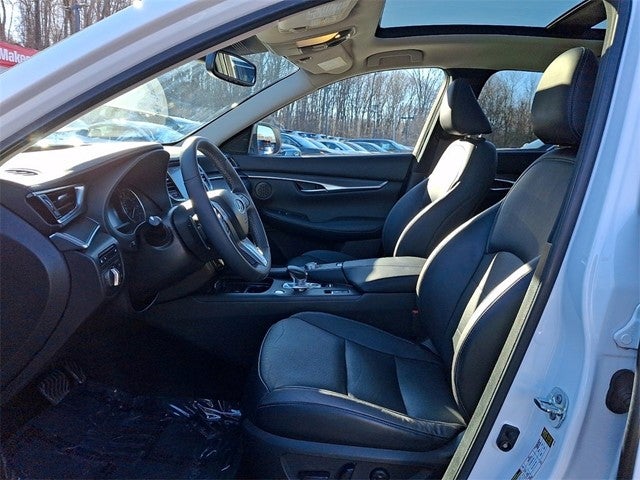 2022 INFINITI QX50 LUXE AWD