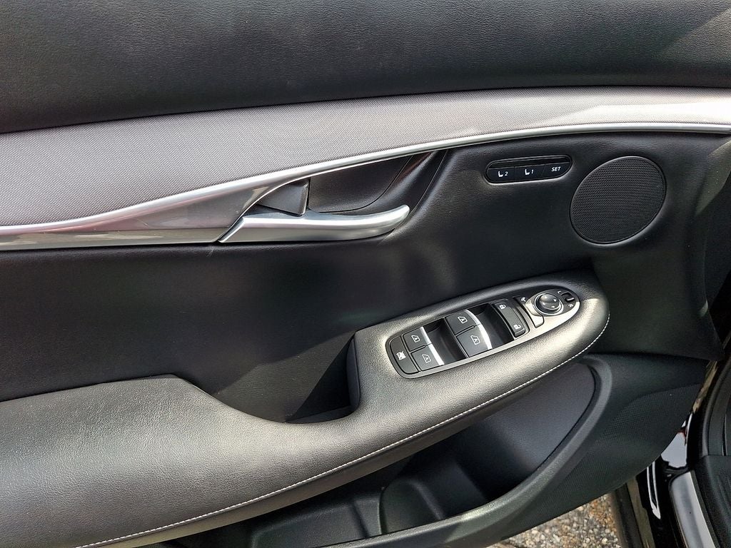 2023 INFINITI QX50 LUXE AWD