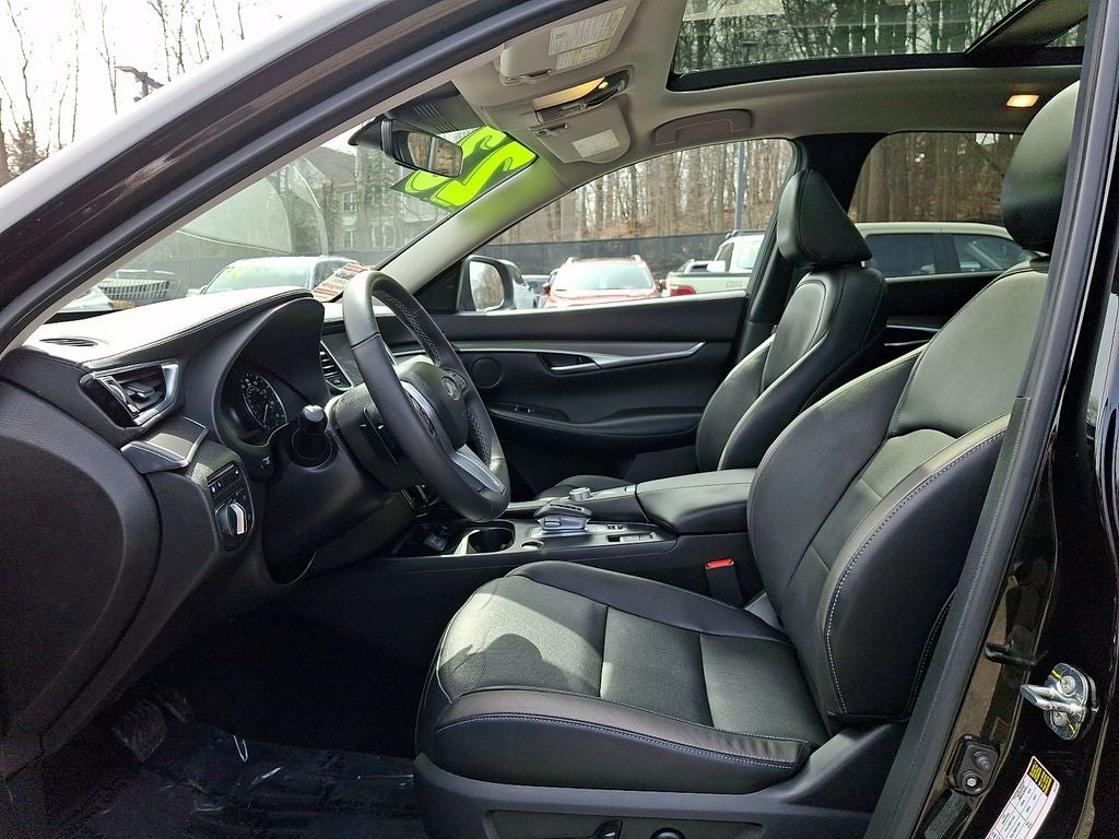 2023 INFINITI QX50 LUXE AWD