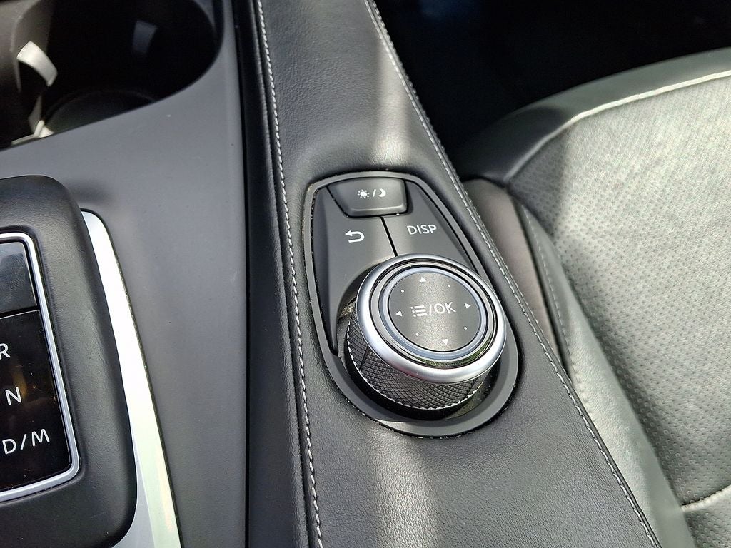 2023 INFINITI QX50 LUXE AWD