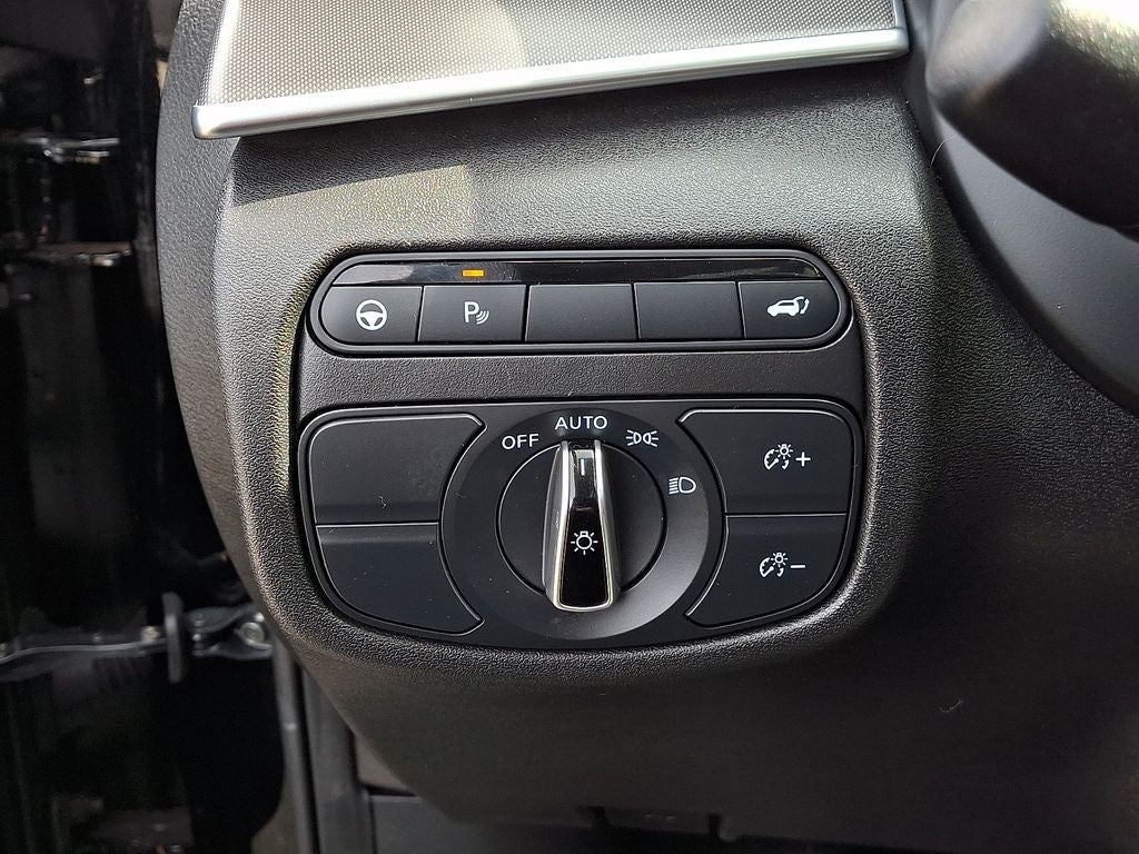 2023 INFINITI QX50 LUXE AWD