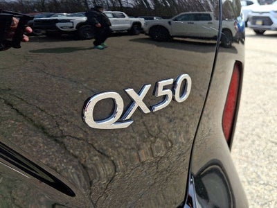 2023 INFINITI QX50 LUXE AWD