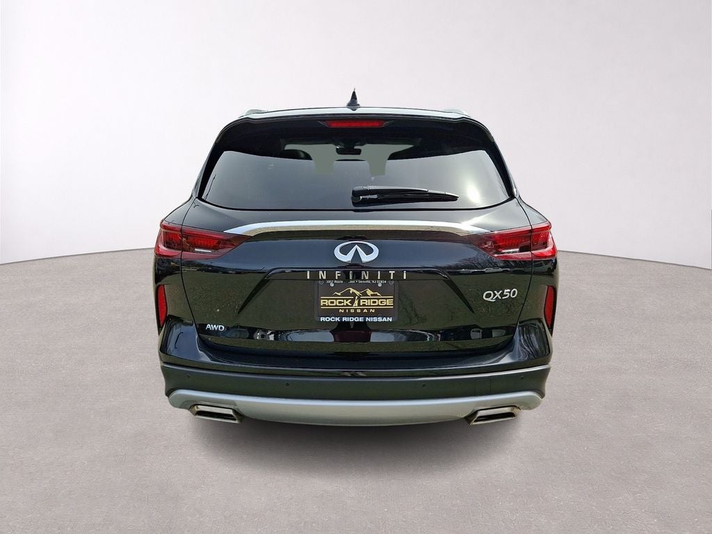 2023 INFINITI QX50 LUXE AWD