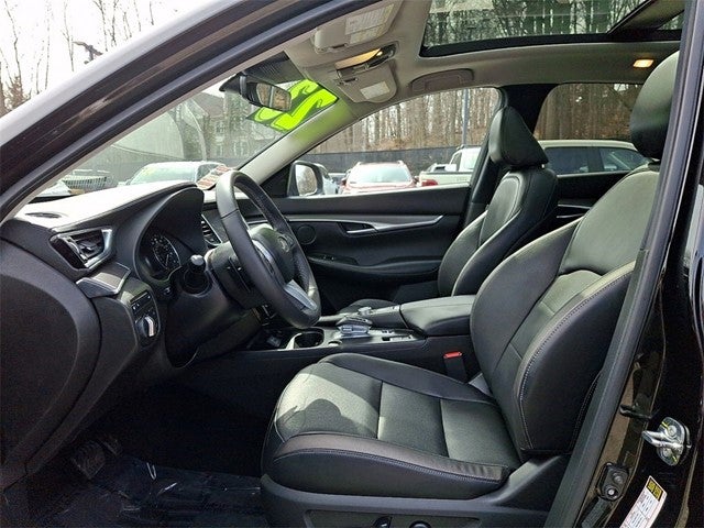 2023 INFINITI QX50 LUXE AWD