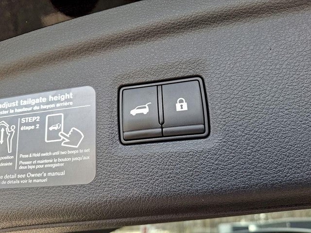 2023 INFINITI QX50 LUXE AWD