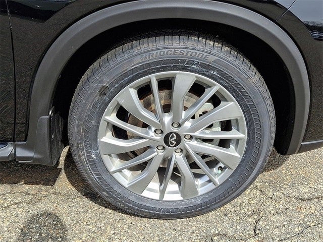 2023 INFINITI QX50 LUXE AWD