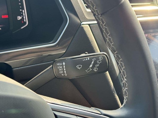 2023 Volkswagen Tiguan 2.0T SEL R-Line