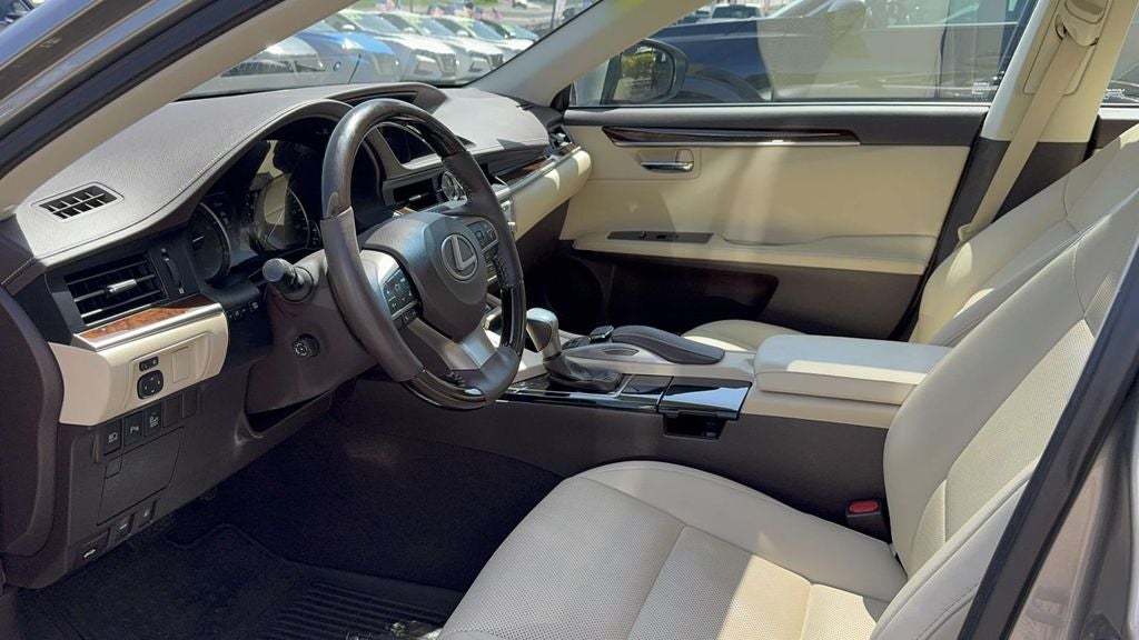 2017 Lexus ES 350