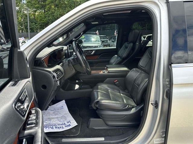 2018 Lincoln Navigator Select