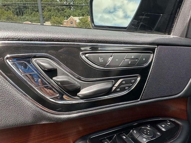 2018 Lincoln Navigator Select