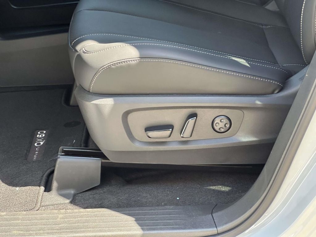 2027 INFINITI QX60 Luxe AWD