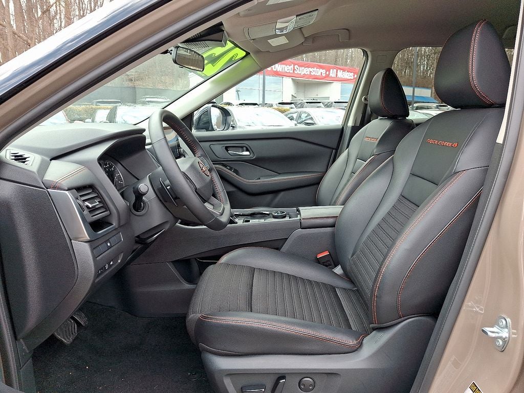 2025 Nissan Rogue Rock Creek