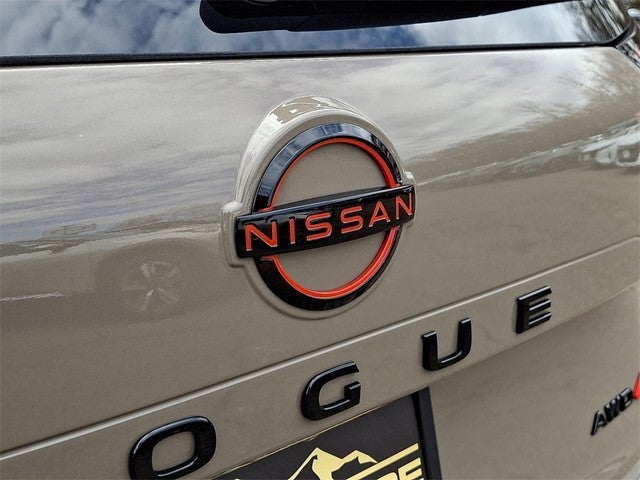 2025 Nissan Rogue Rock Creek