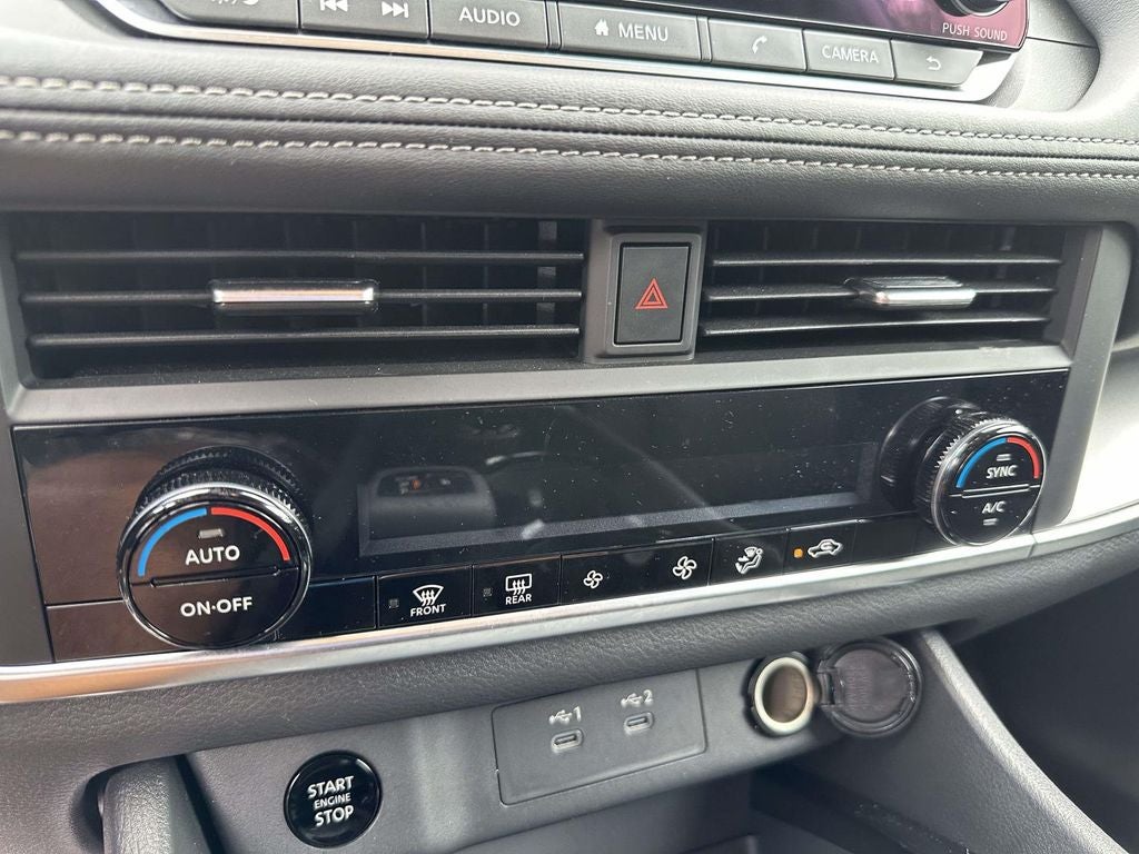 2025 Nissan Rogue SV